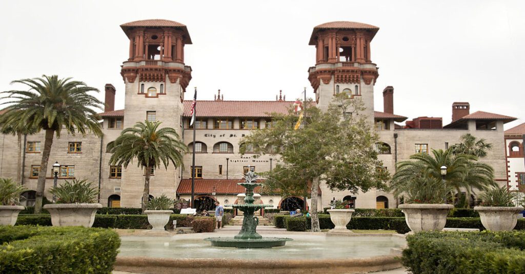 Best Small Towns to Visit in the USA